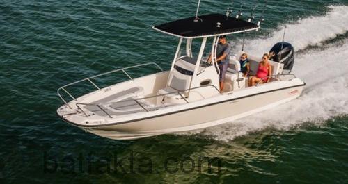 Boston Whaler 240 Dauntless tekniska specifikationer och recensioner